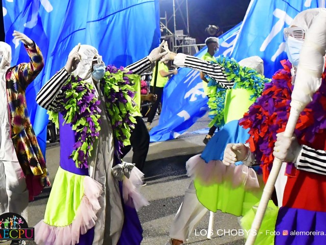 desfile 100